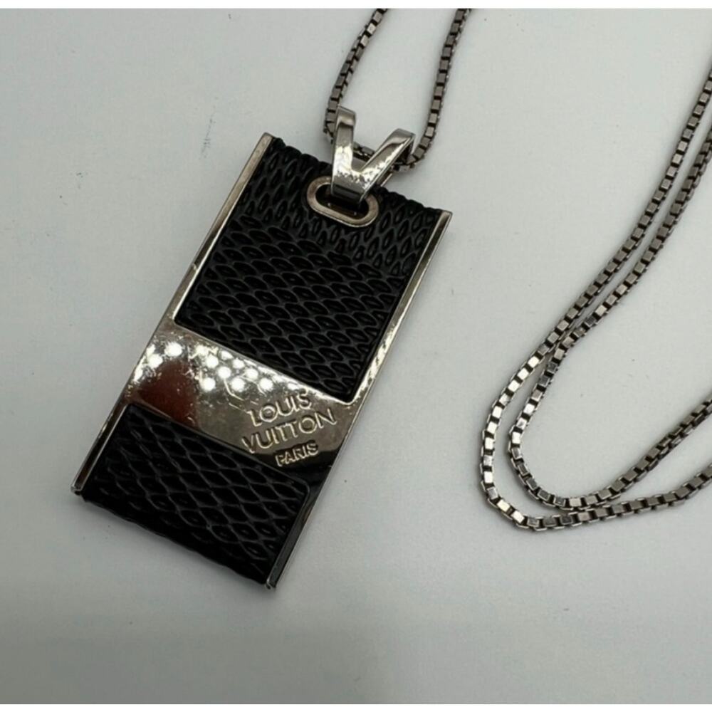 Louis Vuitton Black and Silver Pendant Necklace